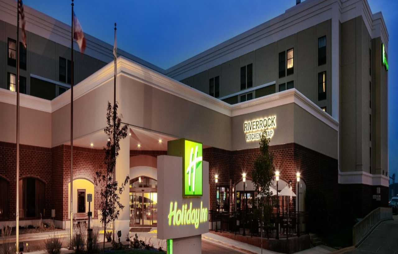 Holiday Inn Dubuque/Galena, An Ihg Hotel Exterior photo